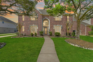 View 3211 Timberwood Drive Virtual Tour