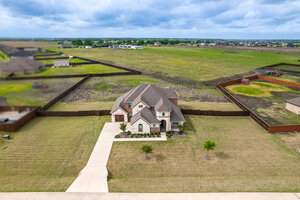 View 640 Lakota Pkwy Virtual Tour