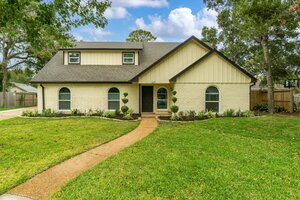 View 1119 Woodland Dr Virtual Tour