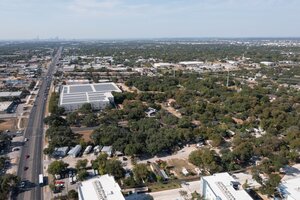 View 11606 N Lamar Blvd Virtual Tour