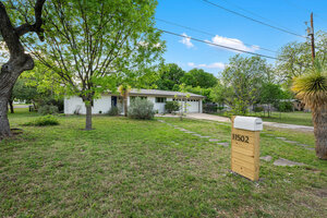 View 11502 Oakwood Dr Virtual Tour