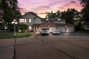 View 10903 Village Grove Virtual Tour