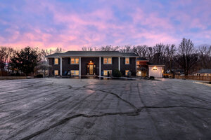 View 147 Scott St Virtual Tour