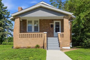 View 4117 Ravenwood Ave Virtual Tour