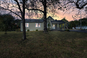 View 1212 N Moreland Rd Virtual Tour