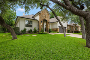 View 215 Lake Como Dr Virtual Tour