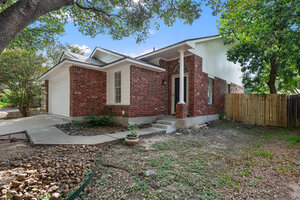 View 2205 Ada Ln Virtual Tour
