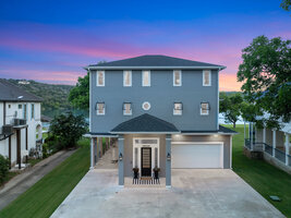 View 1002 Pecan Cir Virtual Tour