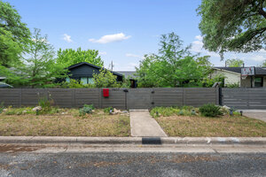 View 1607 Ashberry Dr Virtual Tour