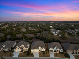 View 438 Pear Tree Ln Virtual Tour