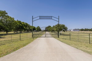 View 137 Cactus Rd Virtual Tour
