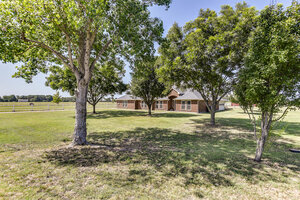 View 2 Video, Photos, Floorplan  with measurements Virtual Tour