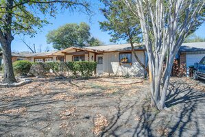 View 7123 Tealeaf St Virtual Tour