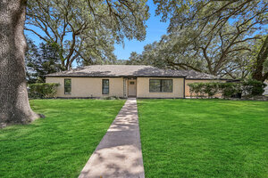 View 801 S Jackson Street Virtual Tour