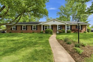 View 405 Trail Grove Ct Virtual Tour