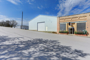 View 116 Hoxie St Virtual Tour