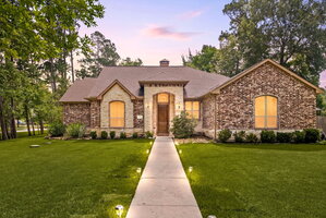 View 1022 McDaniel Dr Virtual Tour