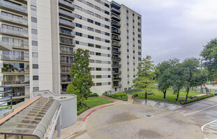View 40 N Interstate Hwy 35 Virtual Tour