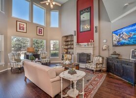 View 8411 Crescent Knolls Dr Virtual Tour