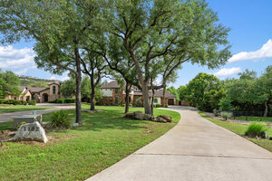 View 1102 Paw Print Virtual Tour