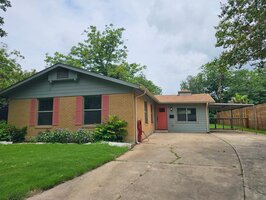 View 1812 Forestglade Dr Virtual Tour