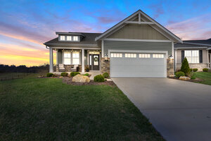 View 2 Spinney Bough Ct Virtual Tour