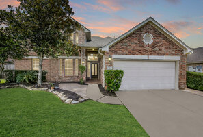 View 1203 Shadowbend Virtual Tour