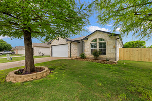 View 102 Anderson St Virtual Tour