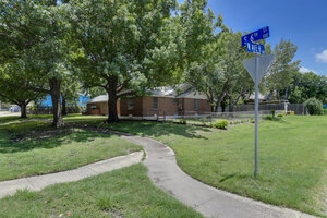 View 114 S 6th St Virtual Tour