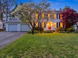 View 8 Maple Dr Virtual Tour