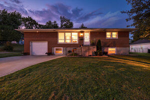 View 236 S Riebeling St Virtual Tour