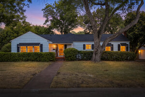 View 606 Bryson St Virtual Tour