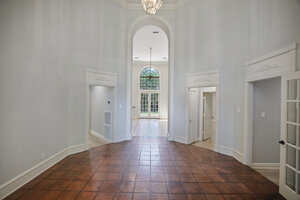 View 1315 Breezy Bend Dr Virtual Tour