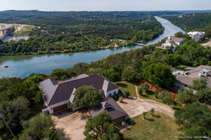 View 14305 Fallen Timber Drive Virtual Tour