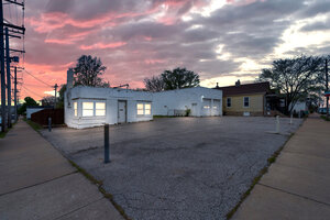 View 5100 Shaw Ave Virtual Tour