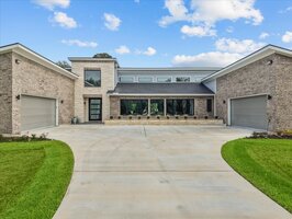 View 7627 Scott Ave Virtual Tour