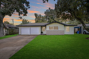 View 3110 8th Avenue North Virtual Tour