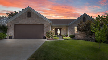 View 1070 Dingledine Manor Ct Virtual Tour